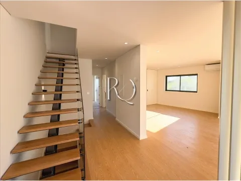 Semi-detached house T4