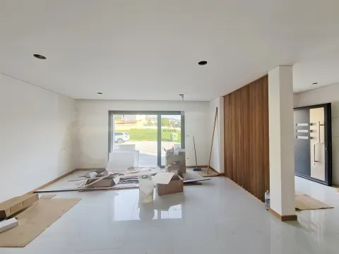 Moradia em Banda T3+1