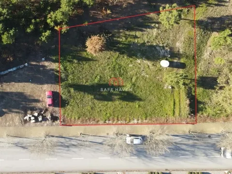 Участок под строительство