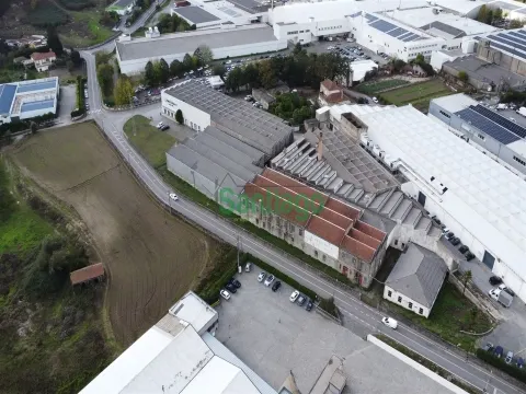 Armazéns e Actividade Industrial - Selho S. Jorge - Guimarães