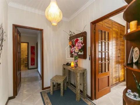 Apartamento T3 na Maia com varanda e garagem box — o equilíbrio ideal entre conforto e localização.