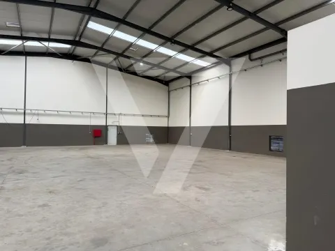 Armazém de luxo para Venda  na Zona Industrial de Grijó - Porto