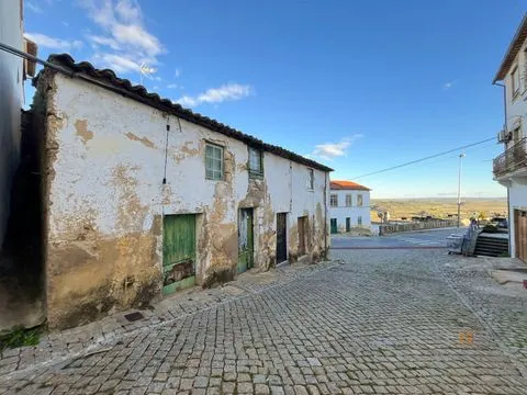 Moradias em Banda - Idanha a Nova