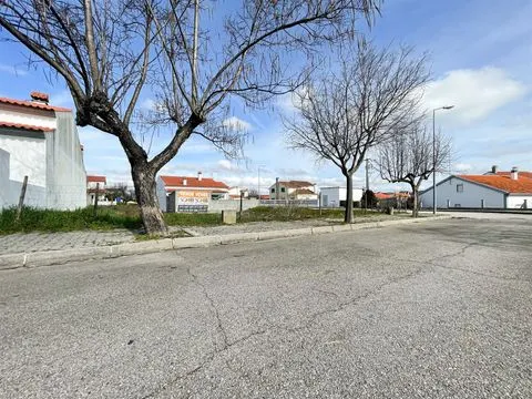 lotes-venda-dois-moradias-lardosa