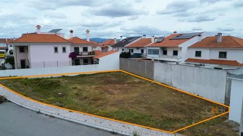 Alcains, lote moradia isolada