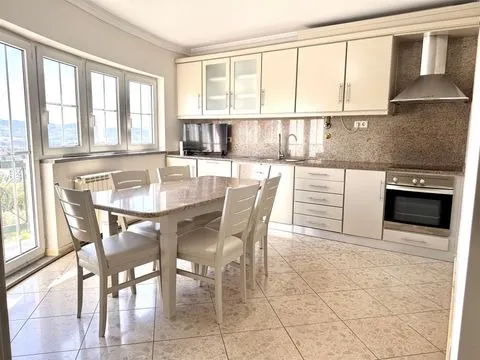 Wohnung 4 Schlafzimmer