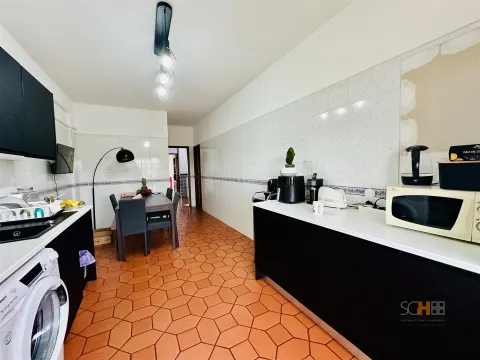 Venda Apartamento T3+1 remodelado