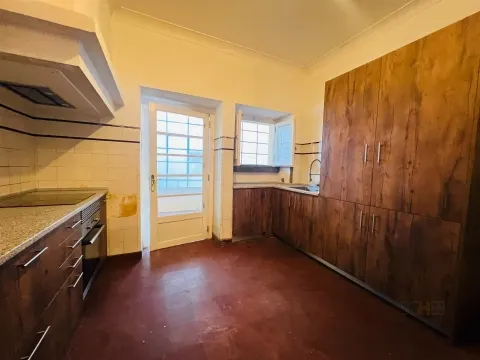 Apartamento T4 - Centro da Cidade