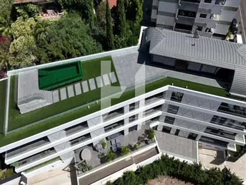 Penthouse T4 Duplex com Rooftop e Piscina Privada no Estoril