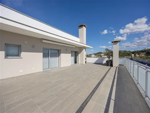 Apartamiento duplex de 3 habitaciones