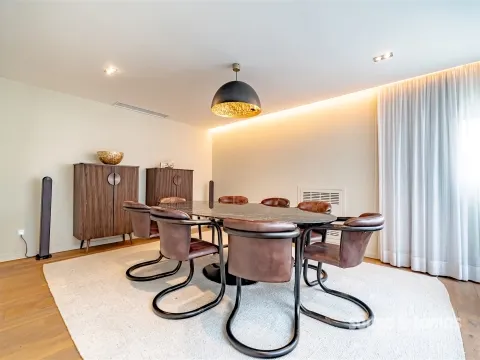 Apartamento T4+1 DUPLEX