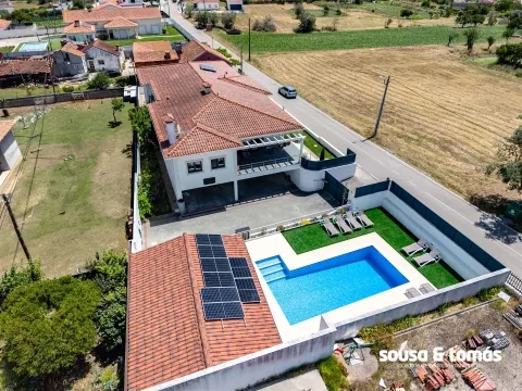 Moradia T4