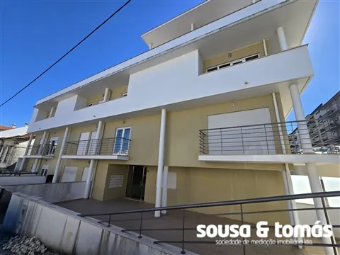 Apartamento T2 - Arrendamento