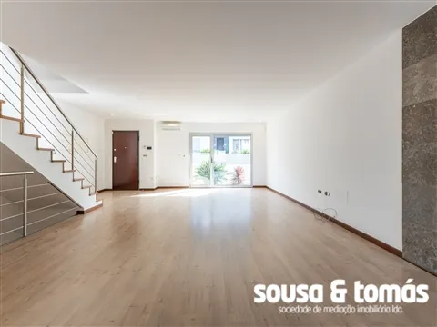 Moradia Geminada T3