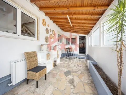 Arrendamento / Moradia T1 / Aquecimento central / Coimbrão