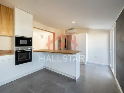 Apartment T4 / New Penthouse / Fátima