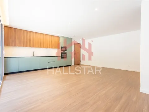 Apartamento T2 / Novo / Urbanização Santa Clara / Leiria