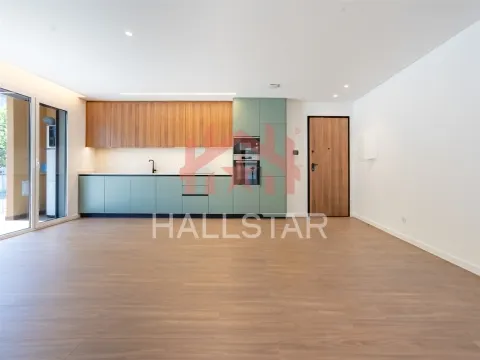 Apartamento T2 / Novo / Urbanização Santa Clara / Leiria