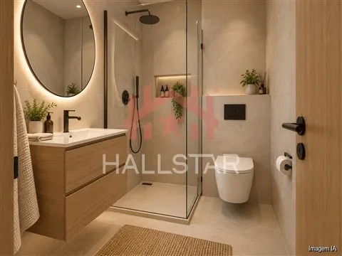 2-Bedroom Apartment / En-suite & Walk-in Closet / 2-Car Garage / Barreira