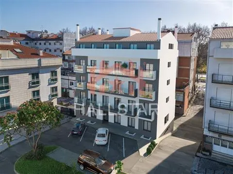 Apartamento T2 / Em construção / Ar condicionado / Varandas / Fátima