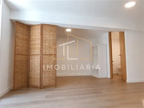 Moradia na Vila de Santar