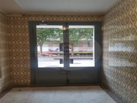 Apartamento T2+1 em Sacavém - Uma Oportunidade Imperdível!