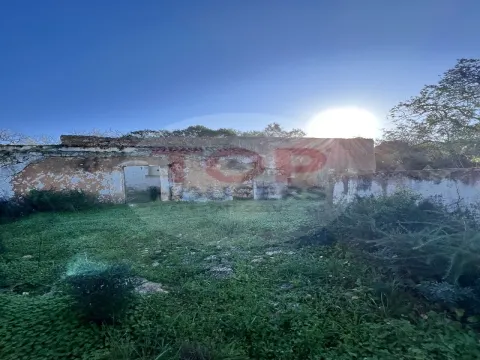Land with Ruin (T3) - Goldra de Baixo - Santa Bárbara de Nexe