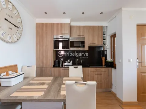 1-Bedroom Apartment with Sea View – Fully Renovated in Galé