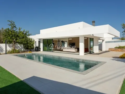 Luxury Modern Villa in São Brás de Alportel