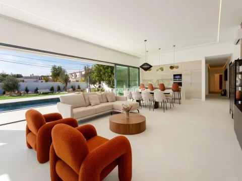 Luxury Modern Villa in São Brás de Alportel