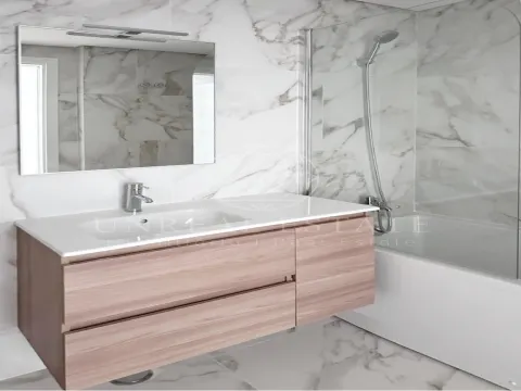 Arrenda-se T1+1 Duplex Novo com Arrecadação e Parqueamento, localizado na vila do Pinhal Novo