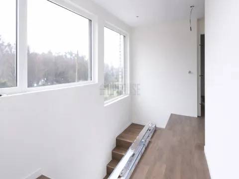 Moradia T3 Isolada Totalmente Remodelada - Couto de Cima