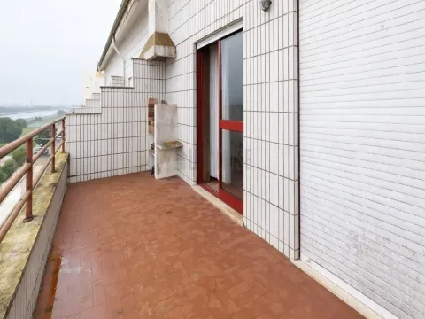 Apartamento Duplex T3 com Terraço, Varanda, Vista Mar e Garagem - Gafanha da Nazaré, Ílhavo