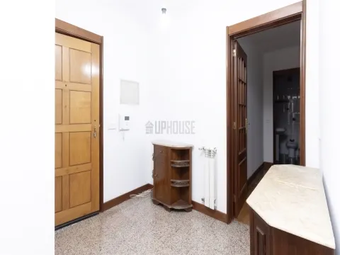 Apartamento T2 em Repeses