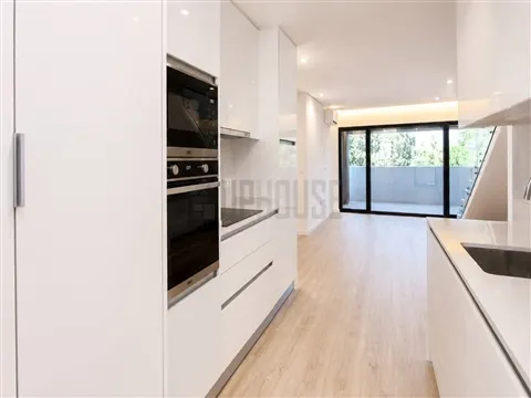 Wohnung 2+ 2/2 Schlafzimmer