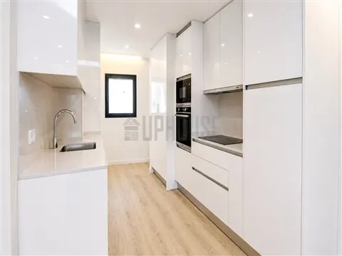 Wohnung 2+ 2/2 Schlafzimmer