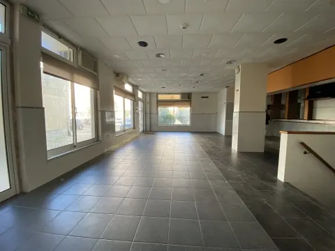 LOJA / Arrecadação / Quinta da Alçada / LEIRIA