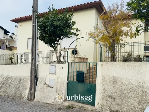 Arrenda-se Moradia T4 em Tavarede – Figueira da Foz