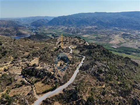 Landgrundstück