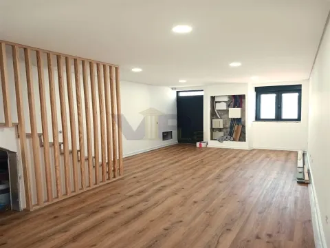 Viviendas Adosadas en barrio duplex de 3 habitaciones