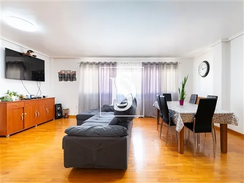 MAGNIFICO T4 DUPLEX URBANIZAÇÃO FONTE DA PRATA