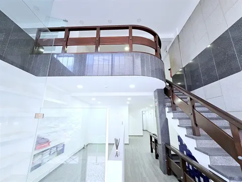 Loja 390 m2 Avenidas Novas - Campo Pequeno