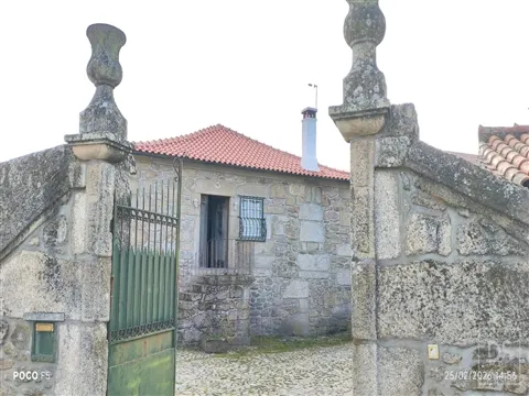 Moradia Geminada T2