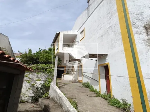 Moradia com Jardim e Garagem no Alto Alentejo – Carreiras, Portalegre