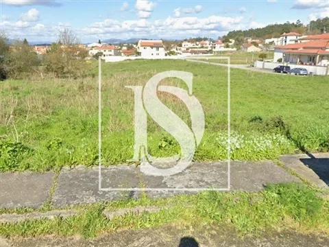 Lote de Terreno para Construção em Valença – Mais de 600 m²