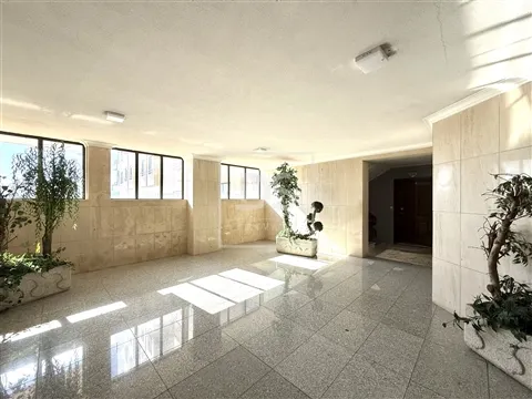 Apartamento T3 Duplex com Vista Mar e Terraço