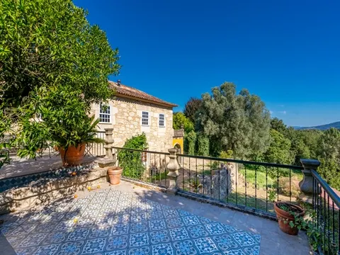 Quinta de Santo António – Propriedade Histórica com Potencial Único em Fontoura, Valença