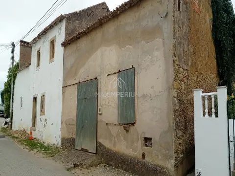 Moradia para Restaurar T3