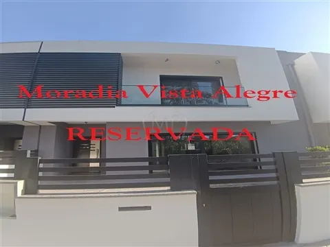 Moradia Nova T4 na Vista Alegre
