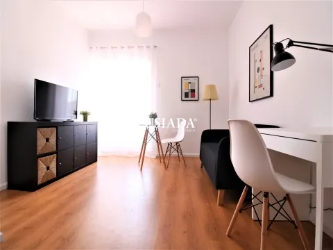 Quarto no Bairro Norton de Matos perto ESEC e ISEC